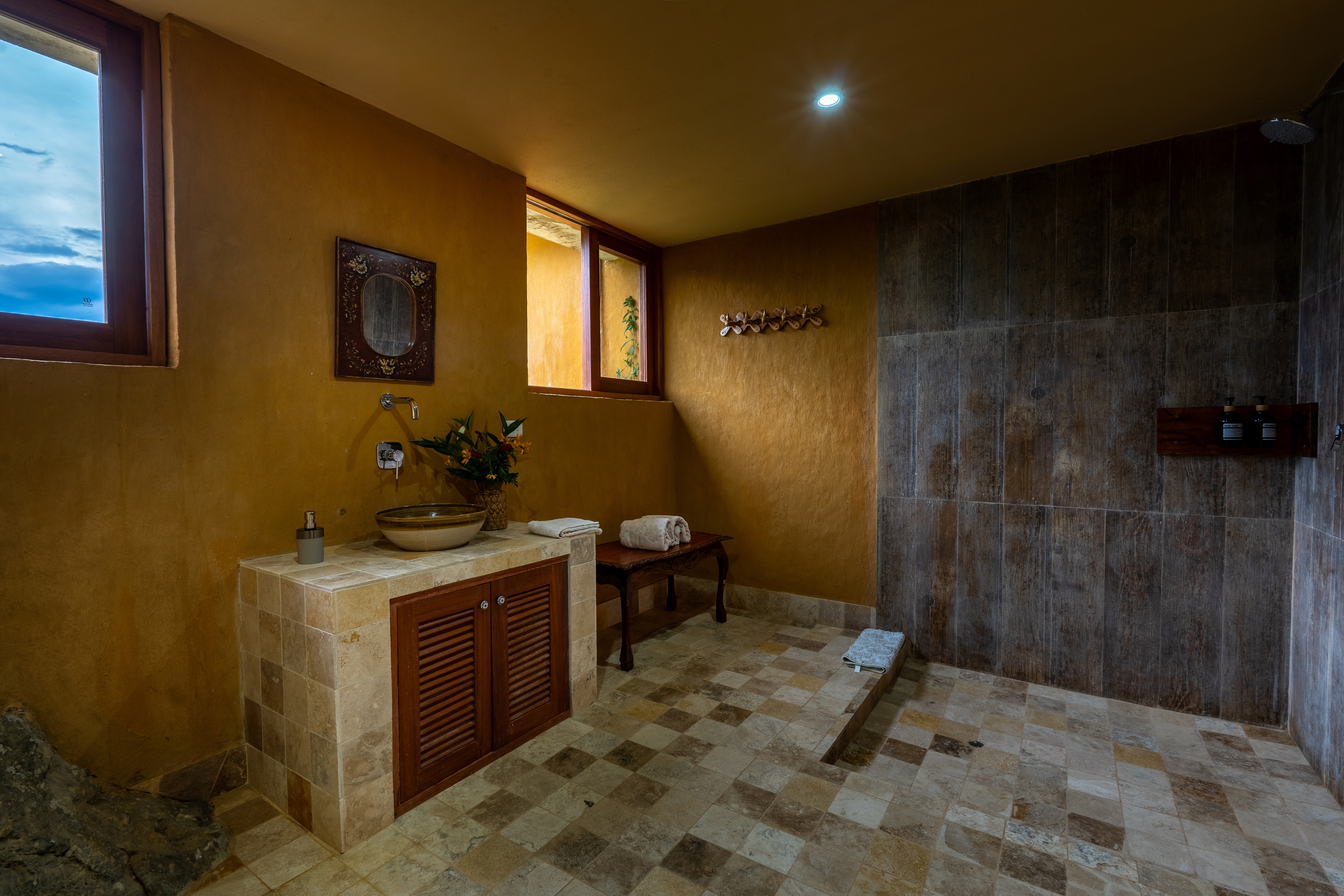 Pirqapata Cabin's bathroom