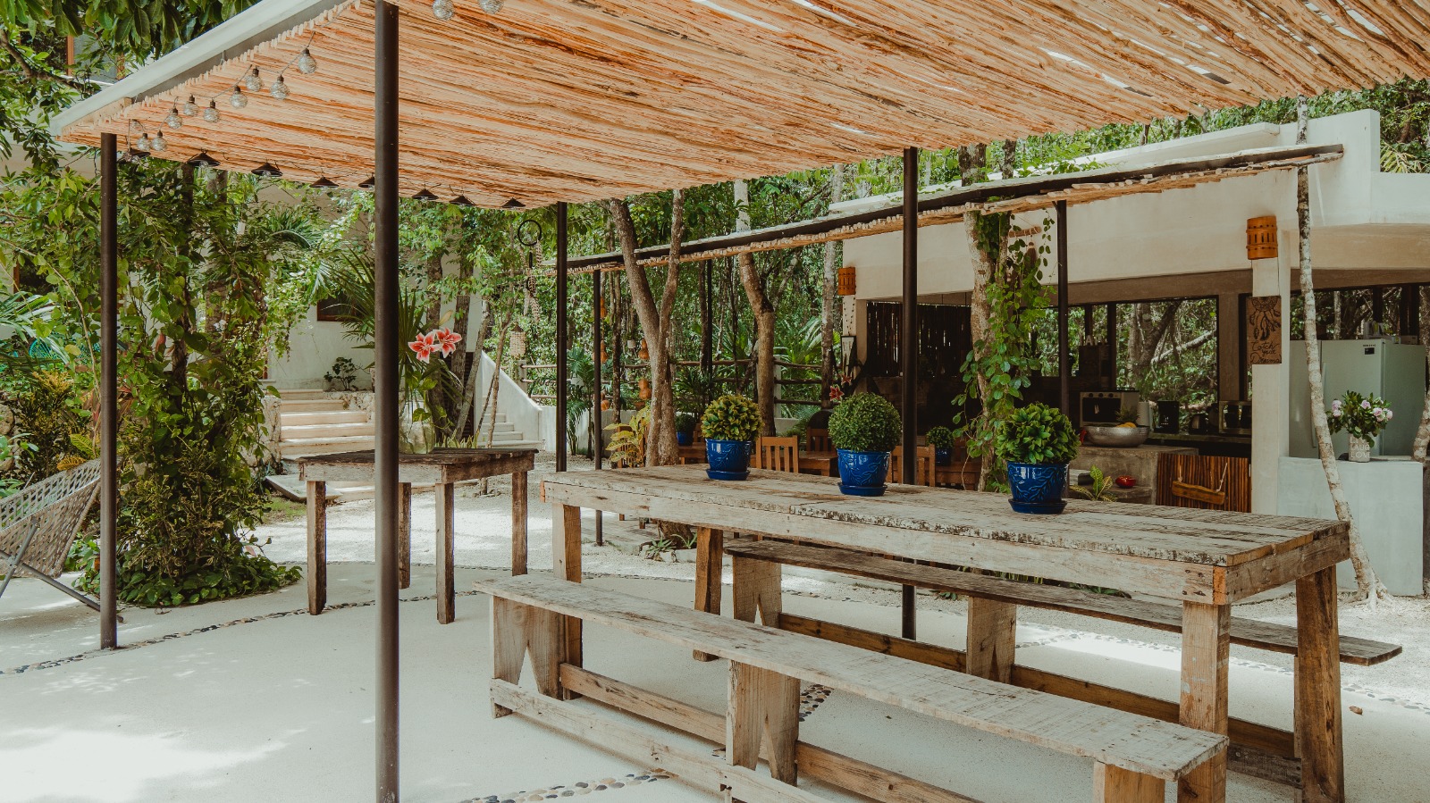 Out door Kitchen and dinning